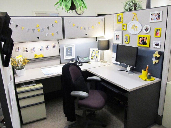 How to decorate your office room